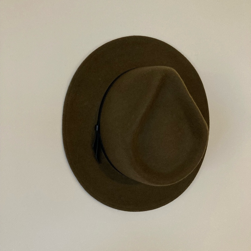 Olive Green 100% wool Fedora, Anupaya, Made in Canada, Never Worn